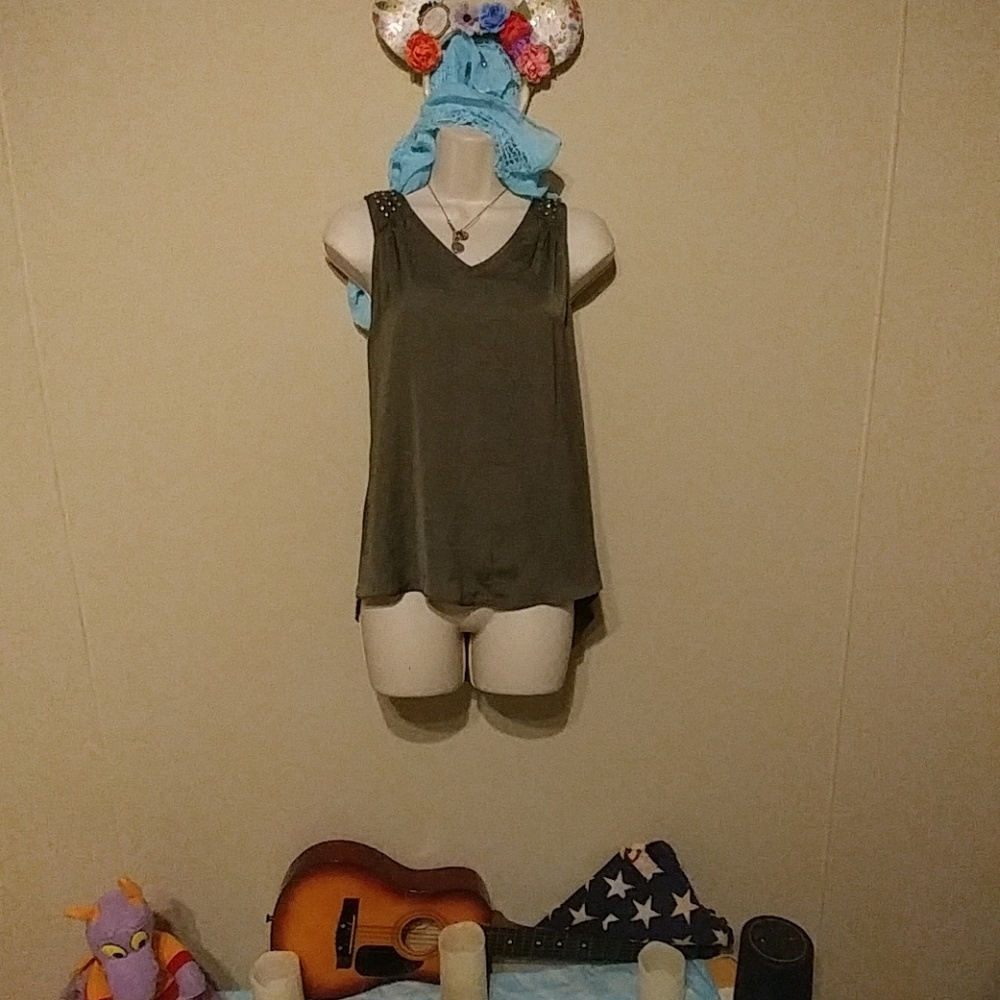 NWOT Rock & Republic Studded Tank top (Hi-Low)